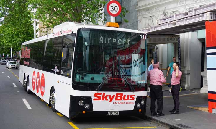 Skybus Scania K280UB Kiwi 111